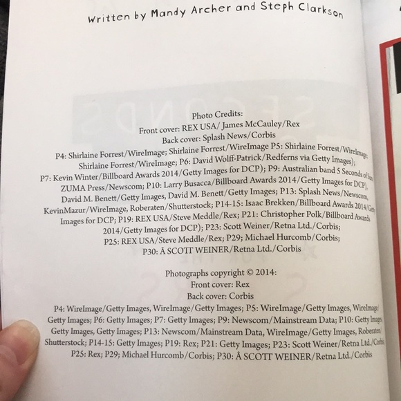 ⛱️2/$5⛱️Seconds of Summer Shoot for the Stars - Picture 3 of 4